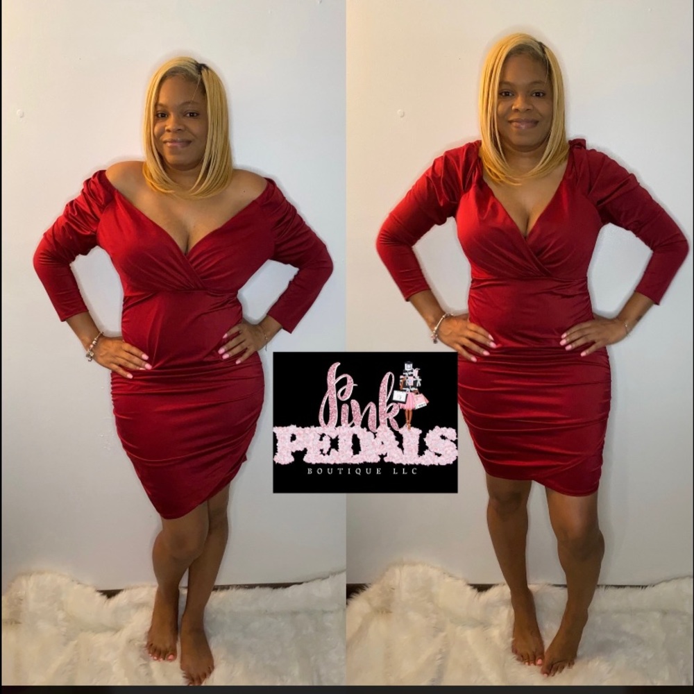Maroon long sleeve plus size body con dress